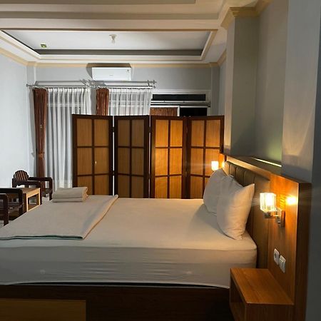 Wesbobo Inn Solo Экстерьер фото