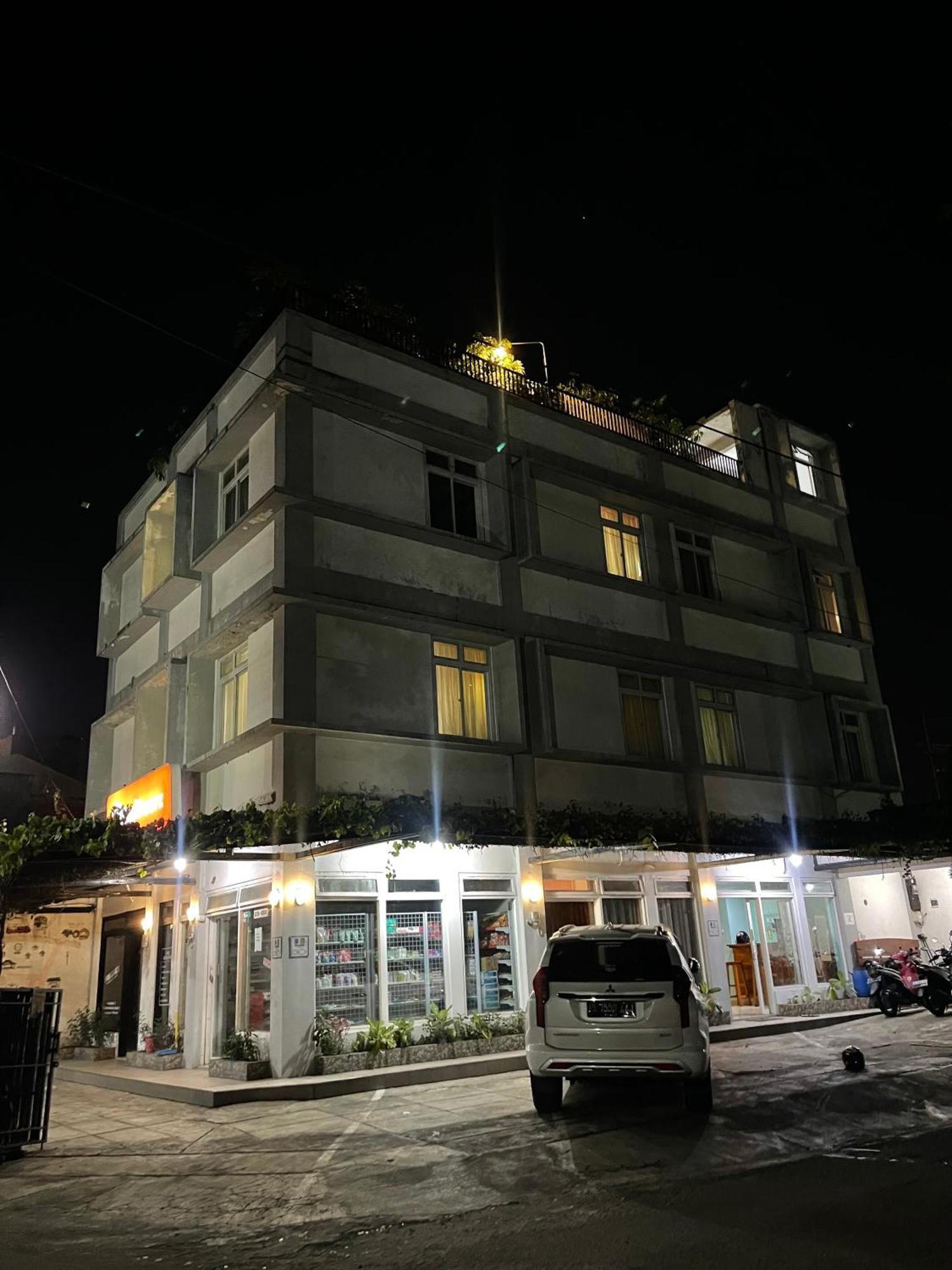 Wesbobo Inn Solo Экстерьер фото
